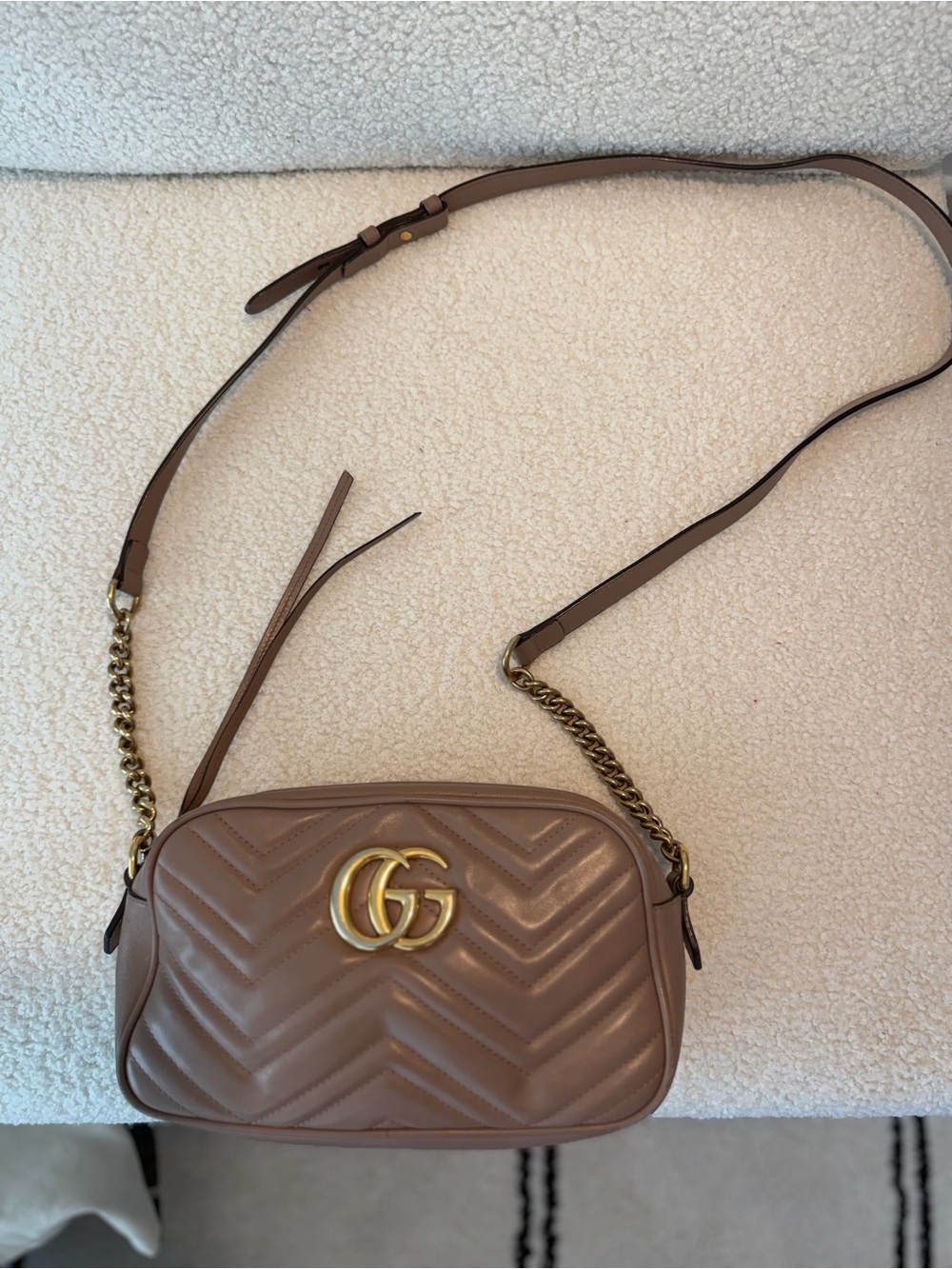 Gucci GG Marmont Chevron Leather Crossbody in Taupe - Picture 2 of 13